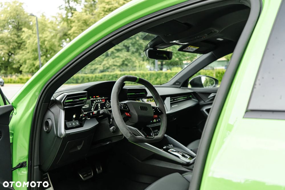 Audi RS3 Limousine TFSI Quattro S tronic - 23