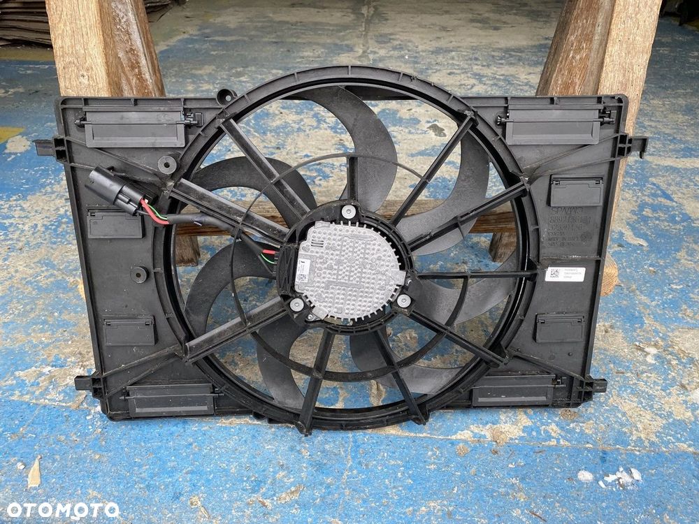 WENTYLATOR Z OBUDOWĄ VOLVO XC40 II 32339436 - 1