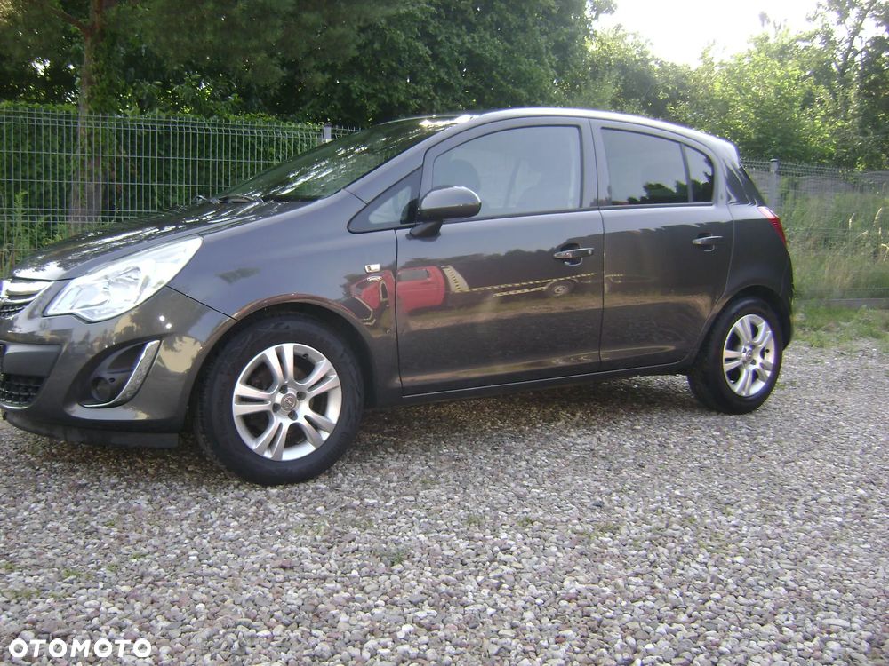Opel Corsa - 2