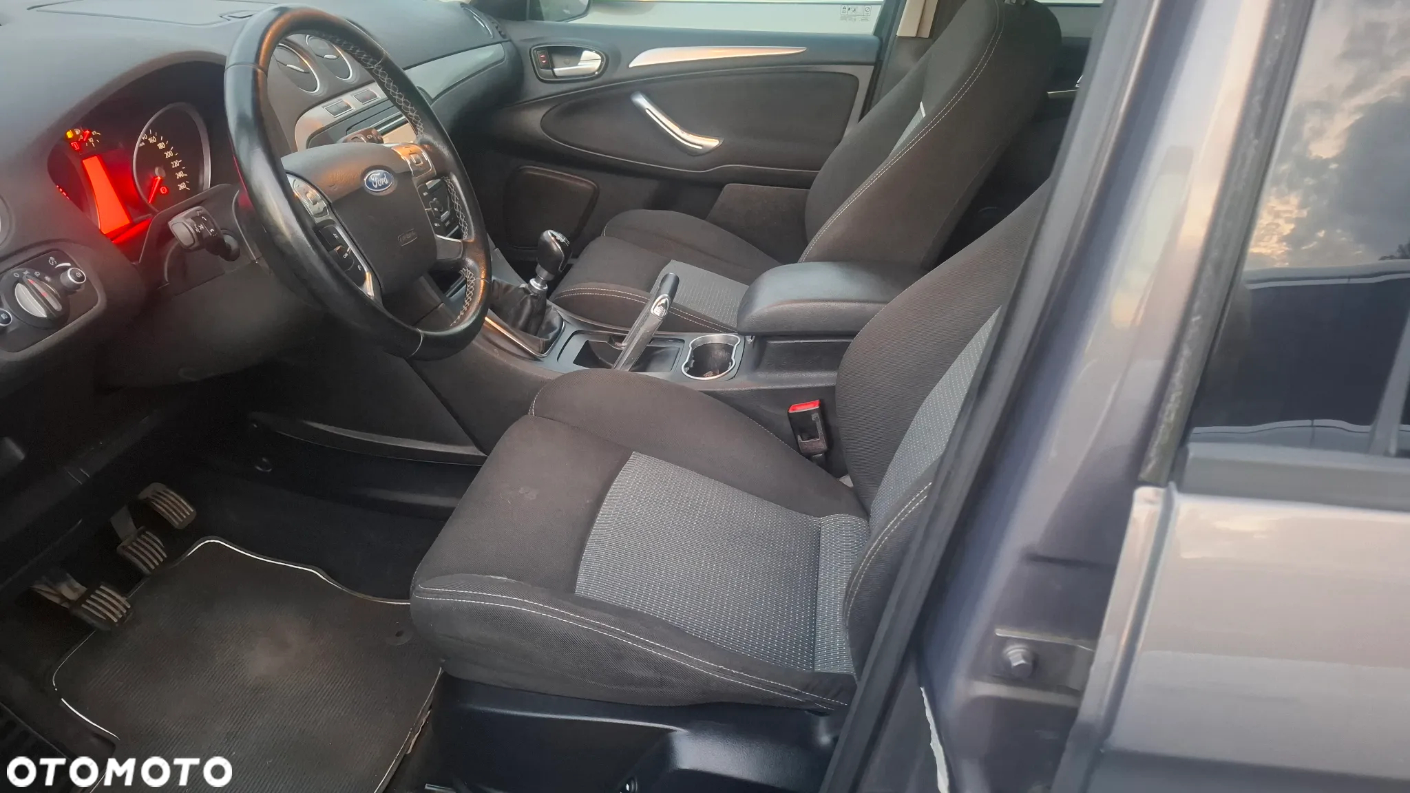 Ford S-Max 1.6 TDCi DPF Start Stopp System Champions Edition - 18