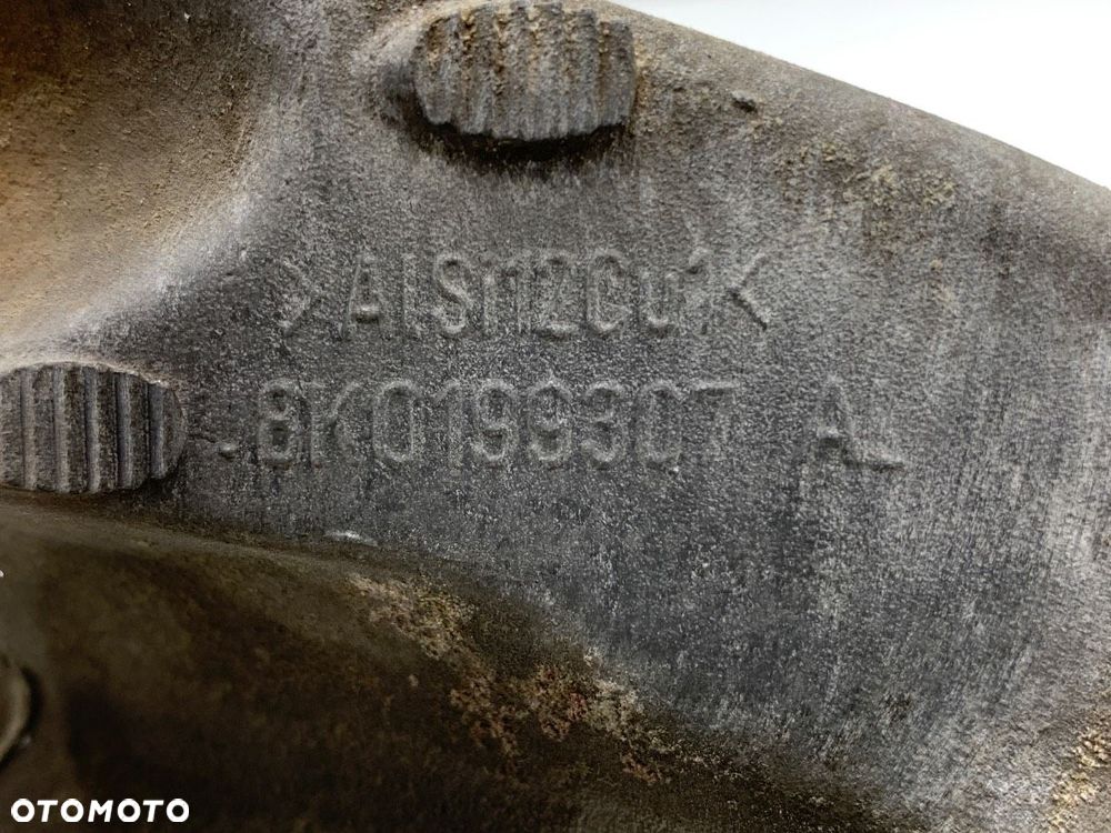 ŁAPA SILNIKA LEWA  AUDI A4 B8 (8K2) 2007 - 2015 2.0 TFSI 132 kW [180 KM] benzyna 2008 - 2015 - 4