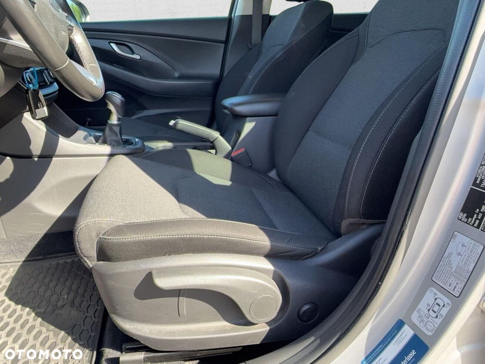 Hyundai i30 1.5 DPI Comfort - 13