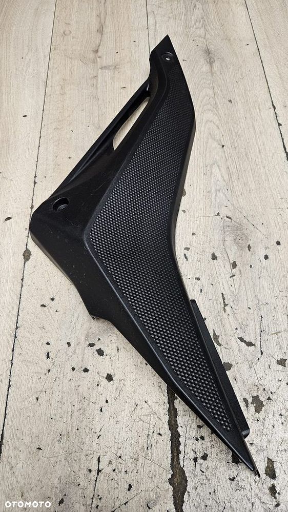 Bok owiewka Yamaha YZF-R 125 MT125  5D7-F1711 - 3
