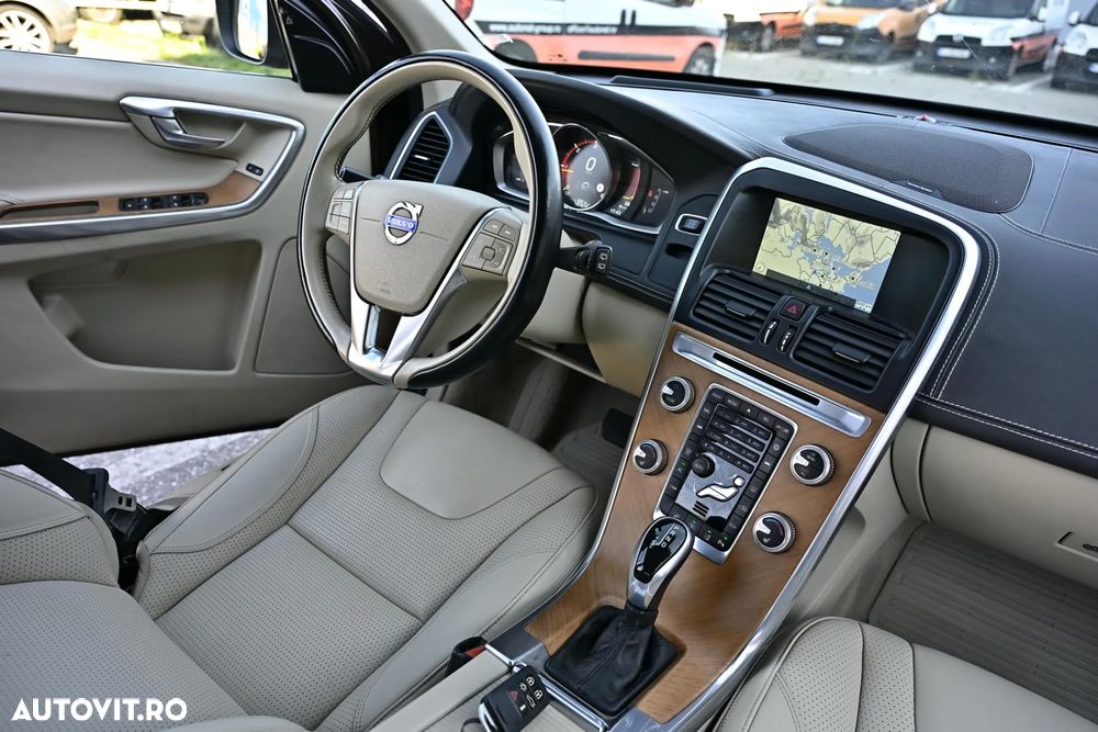Volvo XC 60 D4 Geartronic Linje Inscription - 19