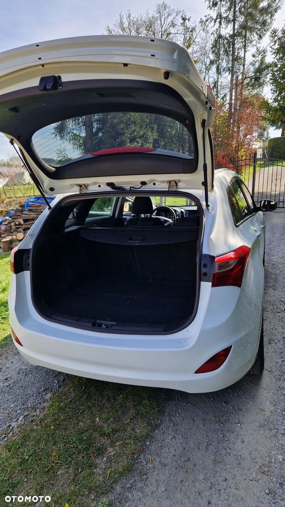 Hyundai i30 1.6 CRDI Intro Edition - 16