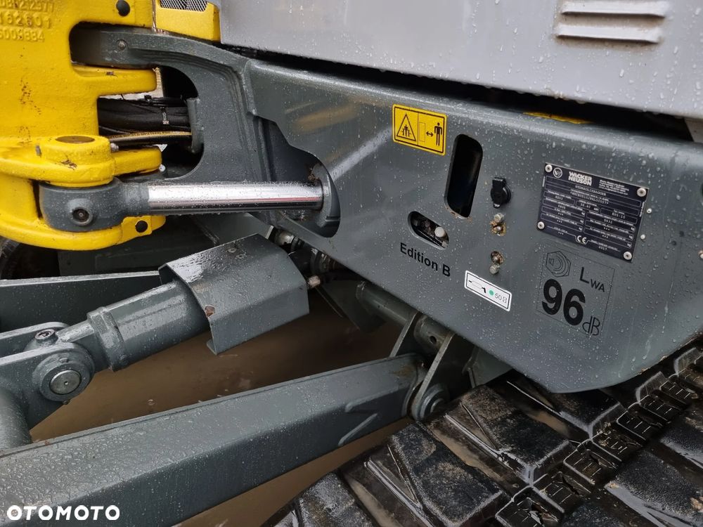 Wacker Neuson EZ53 Koparka 5,8 tony jak Nowa 2018r 1690mt wersja z urządz.do ochrony powietrza azbest itd Klima 3x łyżka Hydrauliczna Perkins silnik z Norwegii - 18