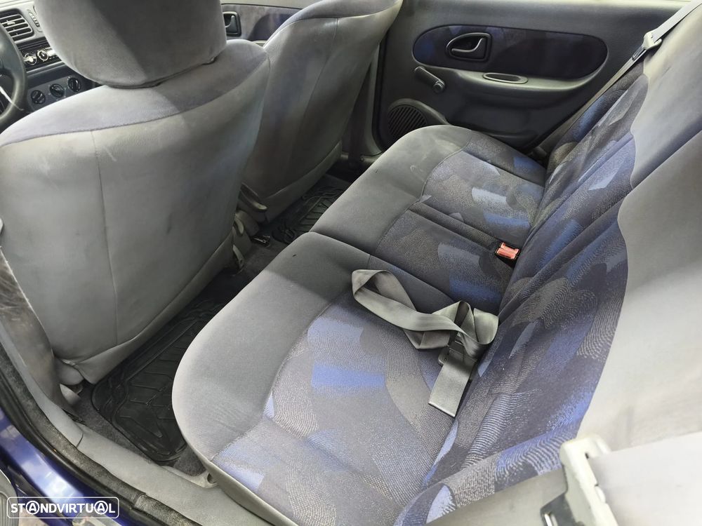 Renault Clio 1.2 RT - 7