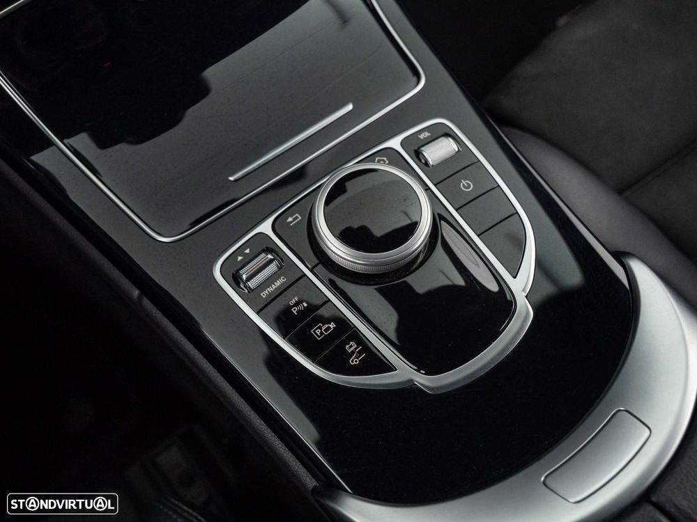 Mercedes-Benz C 300 de AMG Line - 25