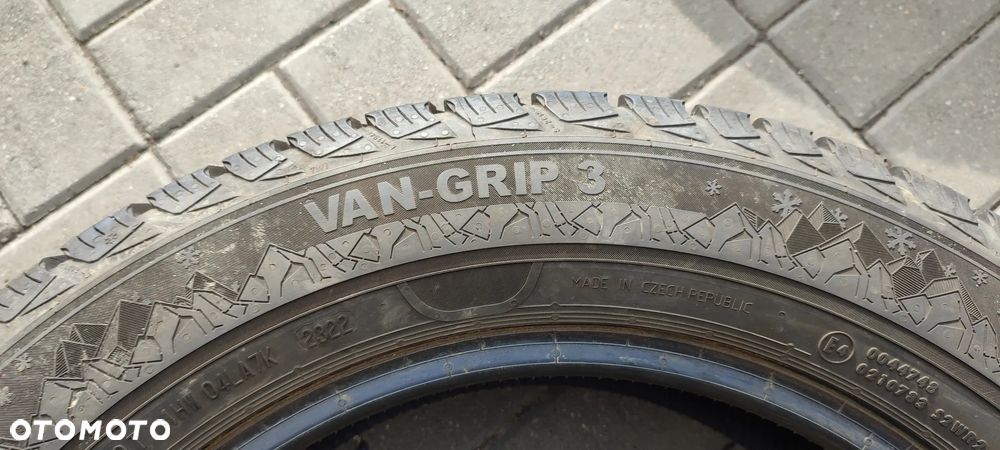 OPONY ZIMOWE 215/60R17C SEMPERT VAN GRIP 3 (2322) 7mm ZIMA PARA - 4