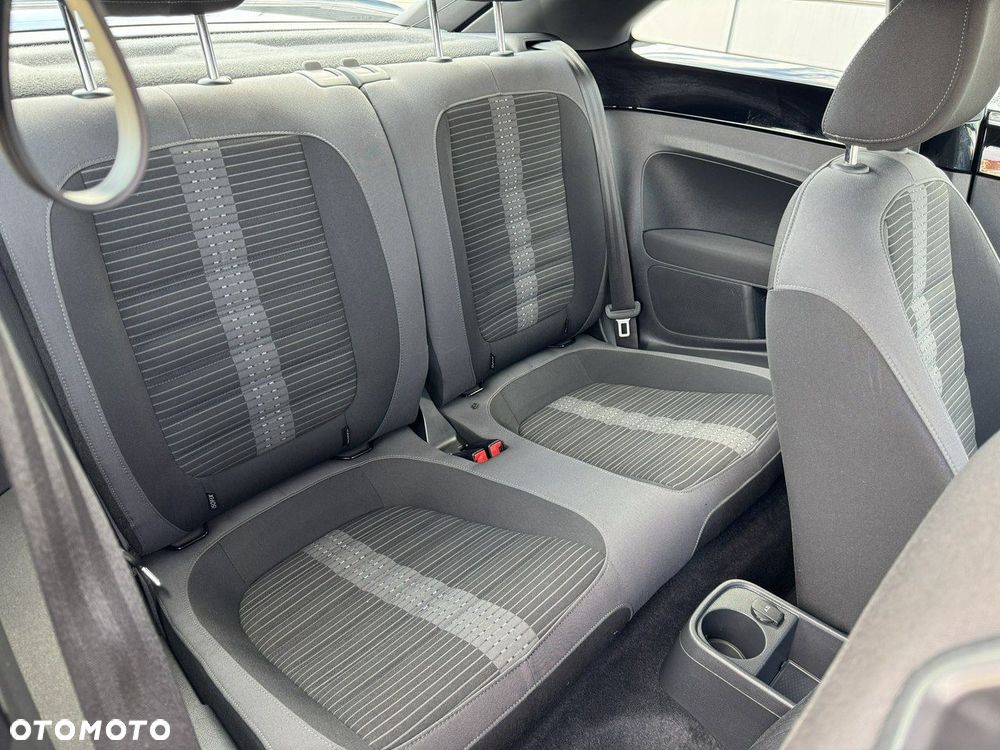 Volkswagen Beetle - 20