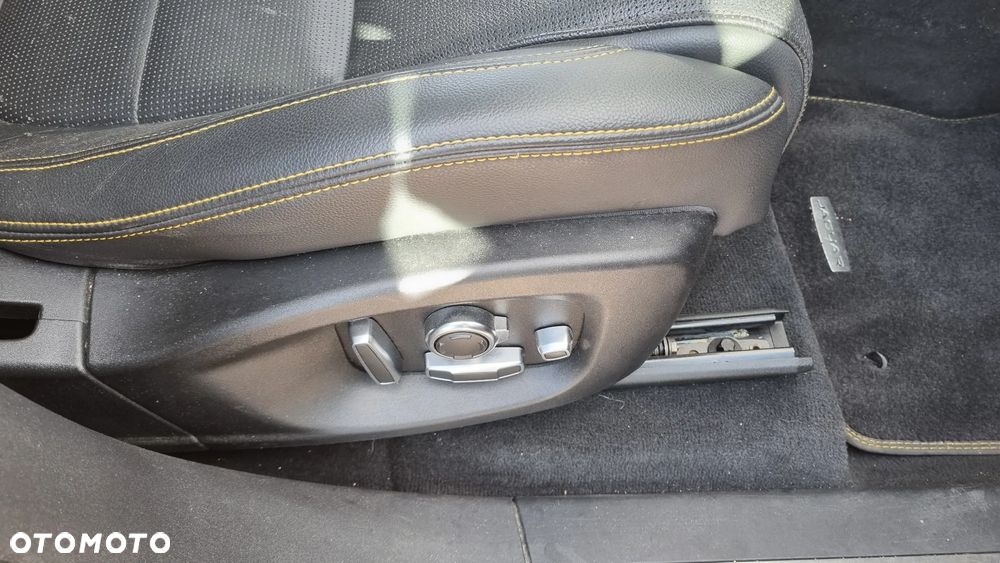 Jaguar F-Pace 30d AWD 300 Sport - 28