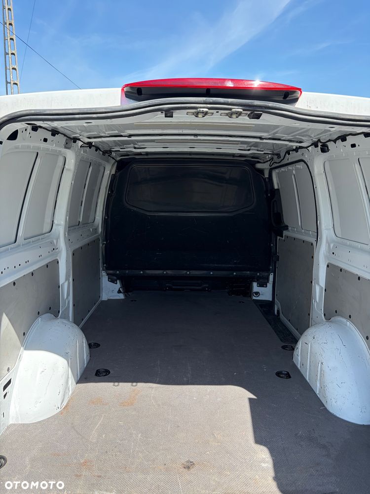 Mercedes-Benz VITO - 17