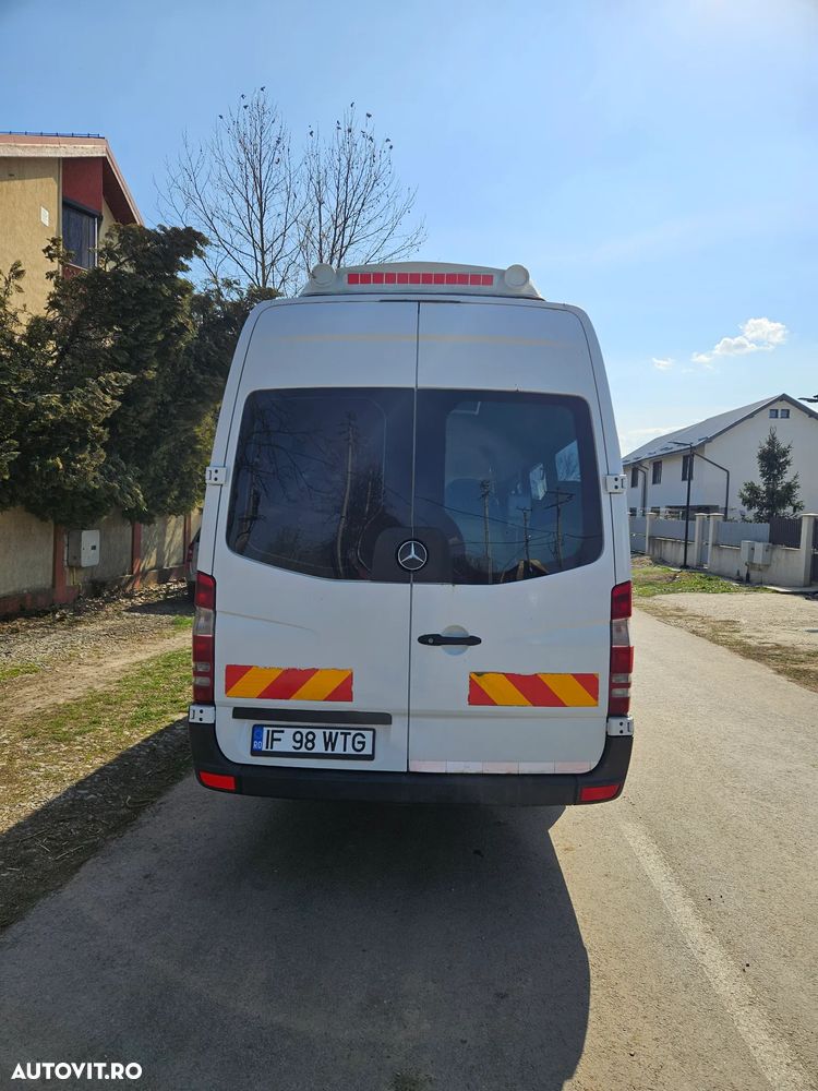 Mercedes-Benz Sprinter - 4
