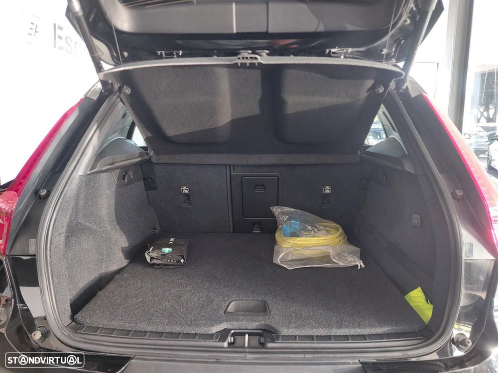 Volvo XC 40 1.5 T5 PHEV Momentum Plus - 55