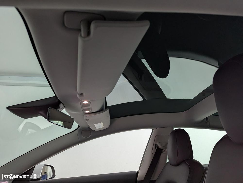 Tesla Model 3 Long Range Tração Traseira - 18