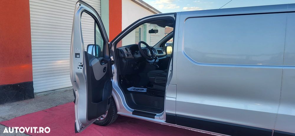 Renault Trafic ENERGY Start & Stop Combi L1H1 Expression - 17