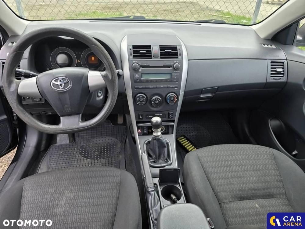 Toyota Corolla 1.4 D-4D Terra - 9