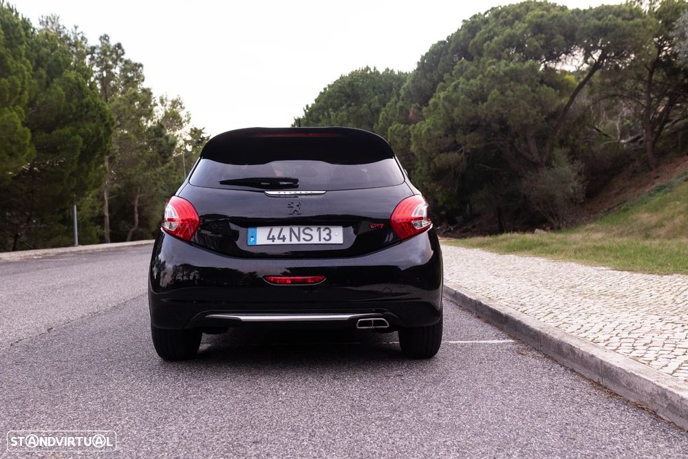 Peugeot 208 1.6 THP GTi - 17