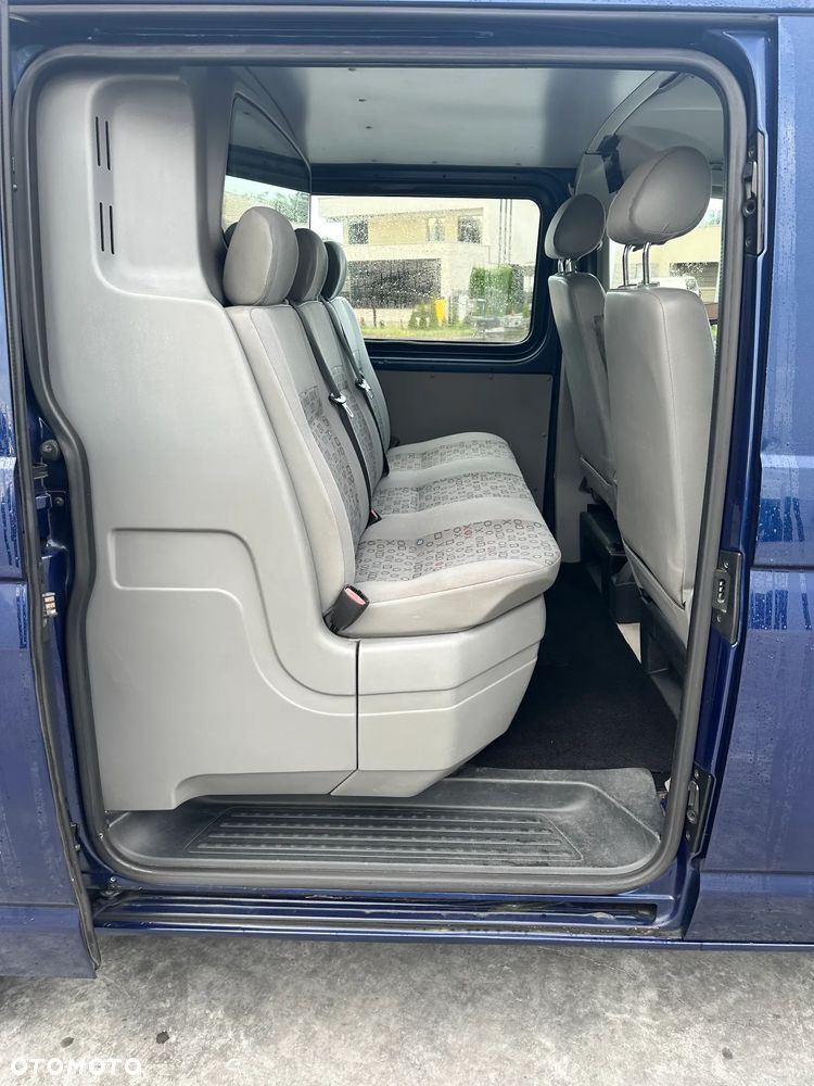 Volkswagen TRANSPORTER T5 BRYGADÓWKA - 22