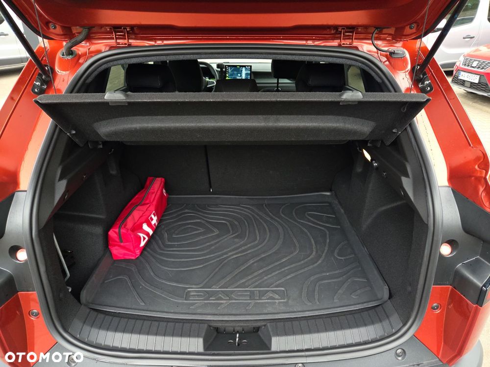 Dacia Duster 1.2 TCe mHEV Extreme 4x4 - 26