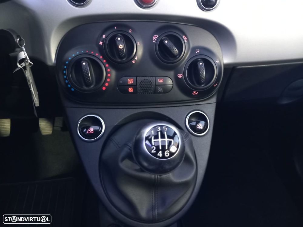 Fiat 500 1.0 Hybrid Club - 19