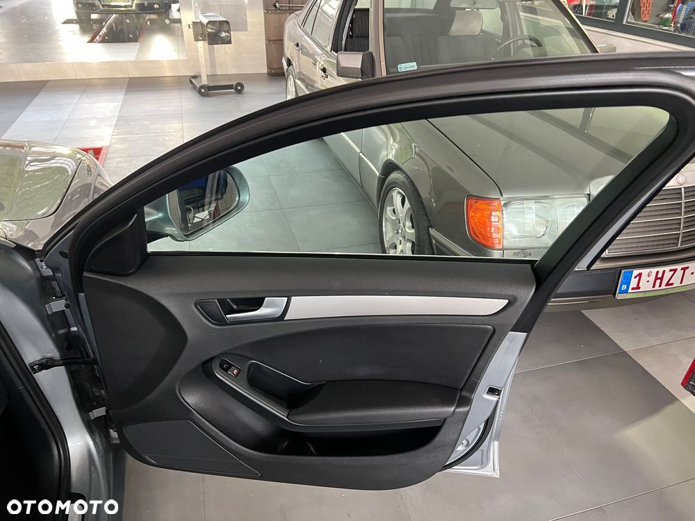 Audi A4 Limousine 1.8 TFSI S line Sportpaket (plus) - 31