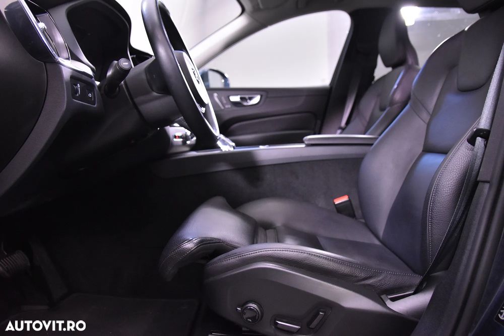 Volvo XC 60 - 22