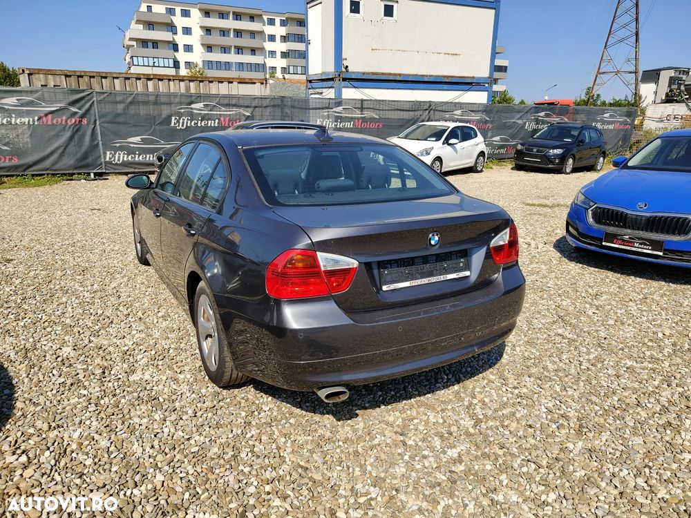 BMW Seria 3 318i Edition Sport - 4