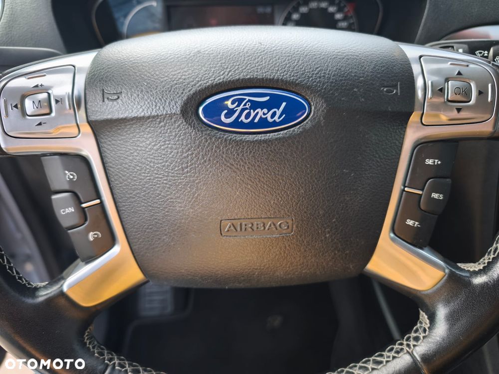 Ford S-Max 2.0 TDCi DPF Titanium X - 19