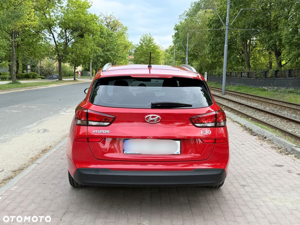 Hyundai i30 1.4 Comfort - 14