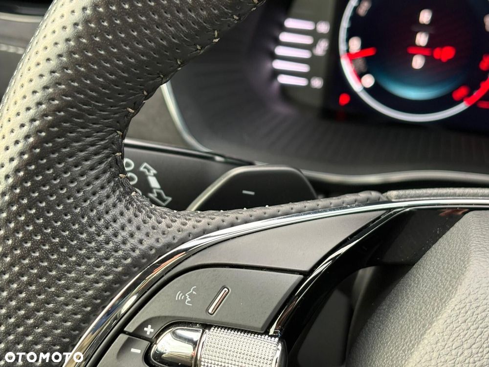 Skoda Octavia 2.0 TSI RS 245 DSG - 35