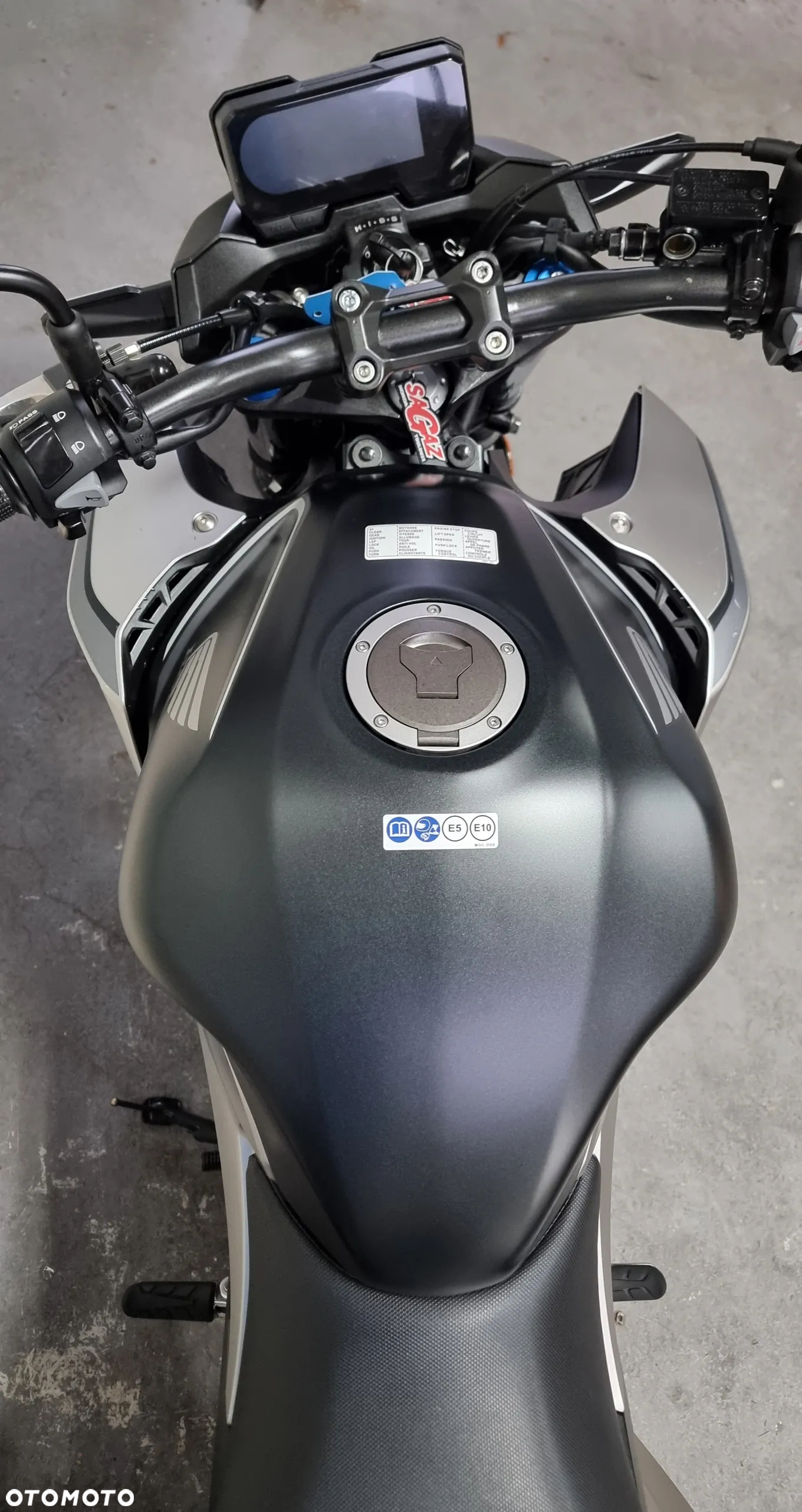 Honda CB - 18