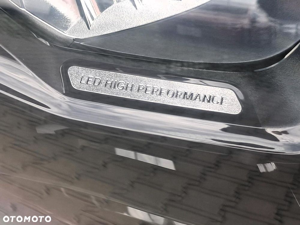 Mercedes-Benz EQA - 24