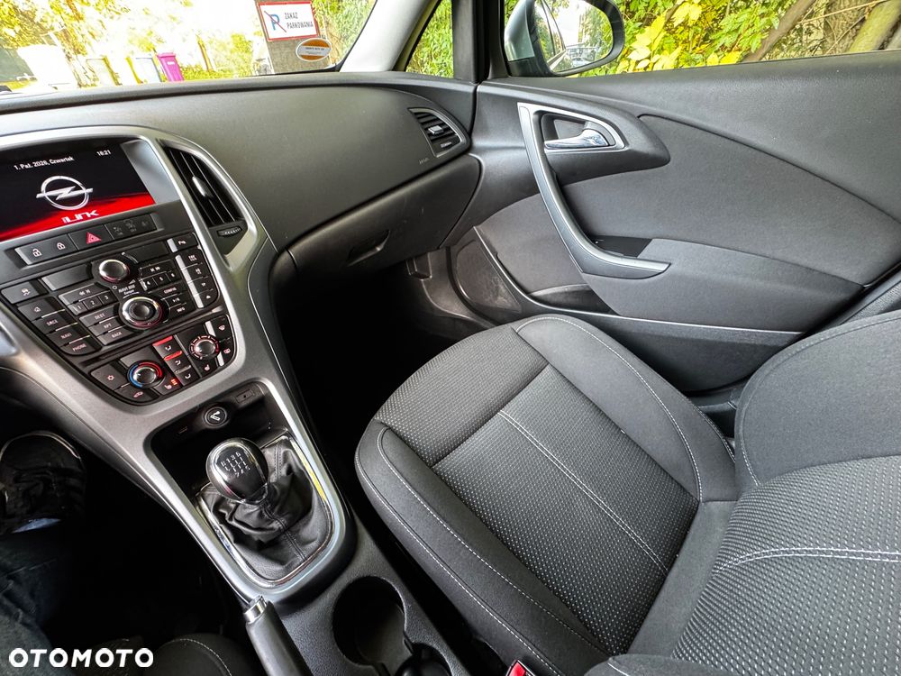Opel Astra 1.4 Turbo - 19
