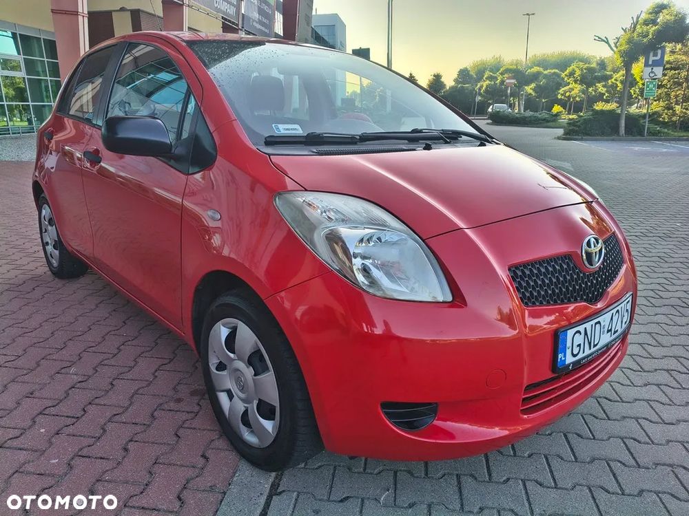 Toyota Yaris 1.0 VVT-i Team - 9