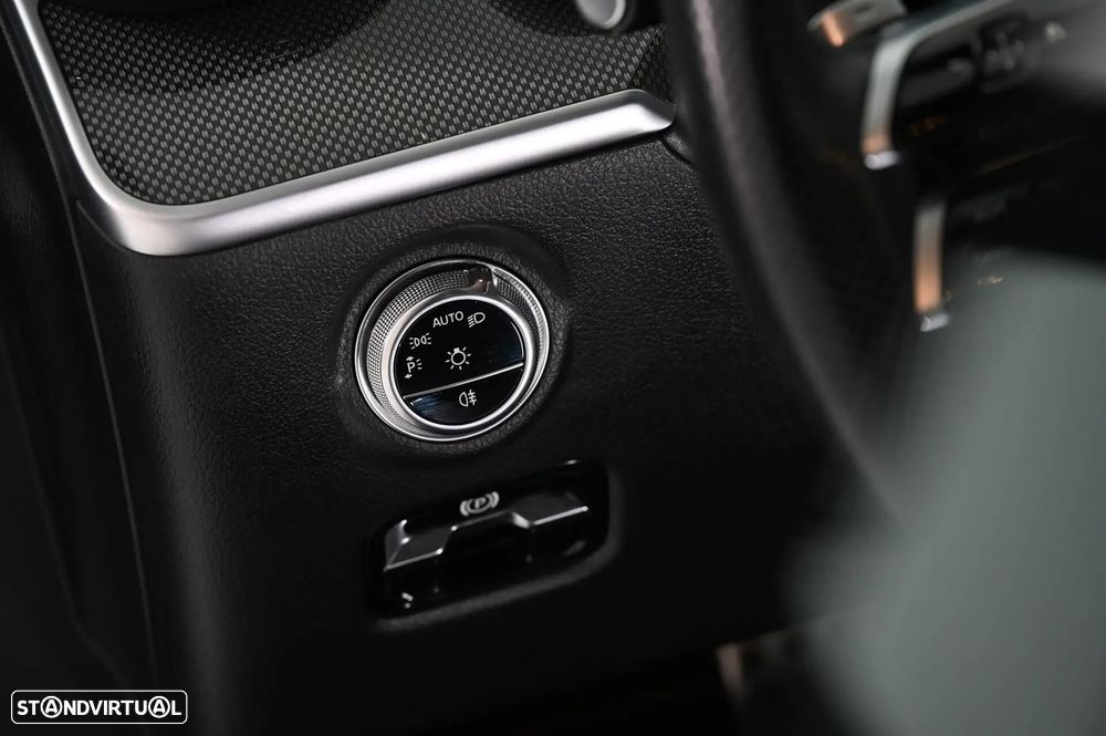 Mercedes-Benz C 300 d AMG Line - 27