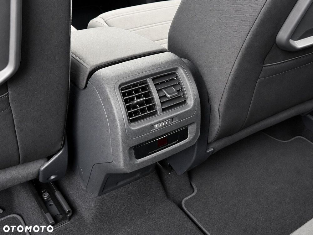 Volkswagen Touran 1.5 TSI EVO Highline DSG - 13