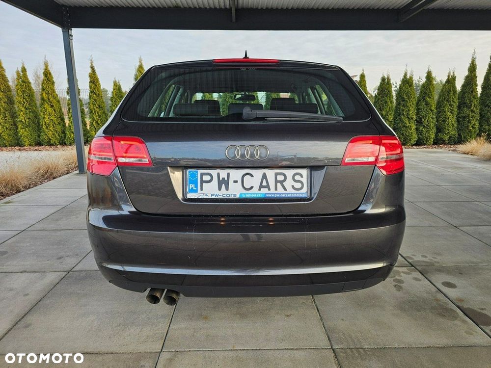 Audi A3 Sportback - 8