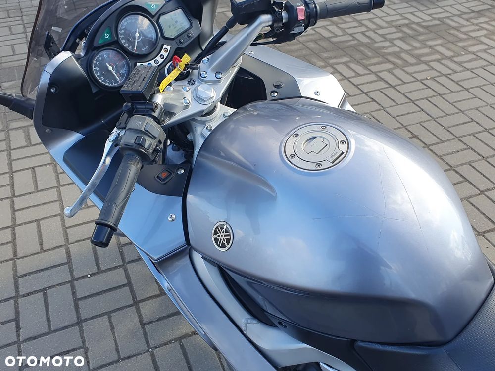 Yamaha FJR - 33