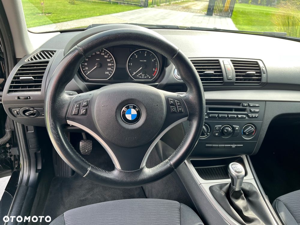 BMW Seria 1 116d - 12