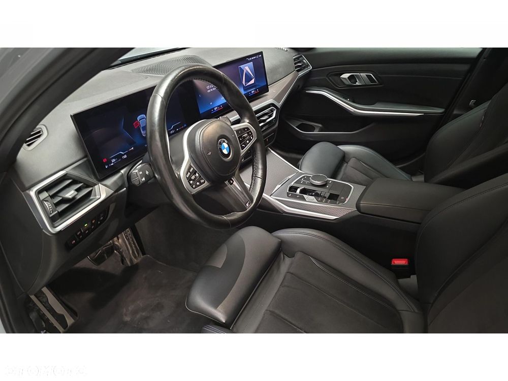 BMW Seria 3 320d xDrive mHEV M Sport - 16