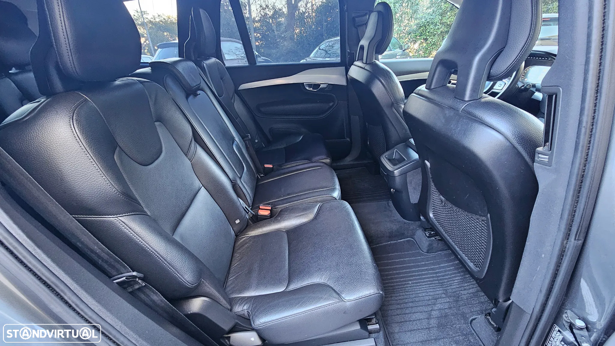 Volvo XC 90 2.0 D4 Momentum - 29