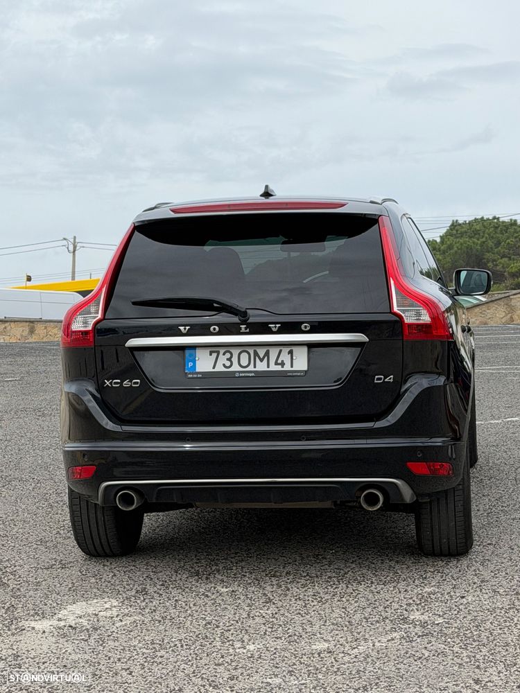 Volvo XC 60 2.0 D4 R-Design - 6