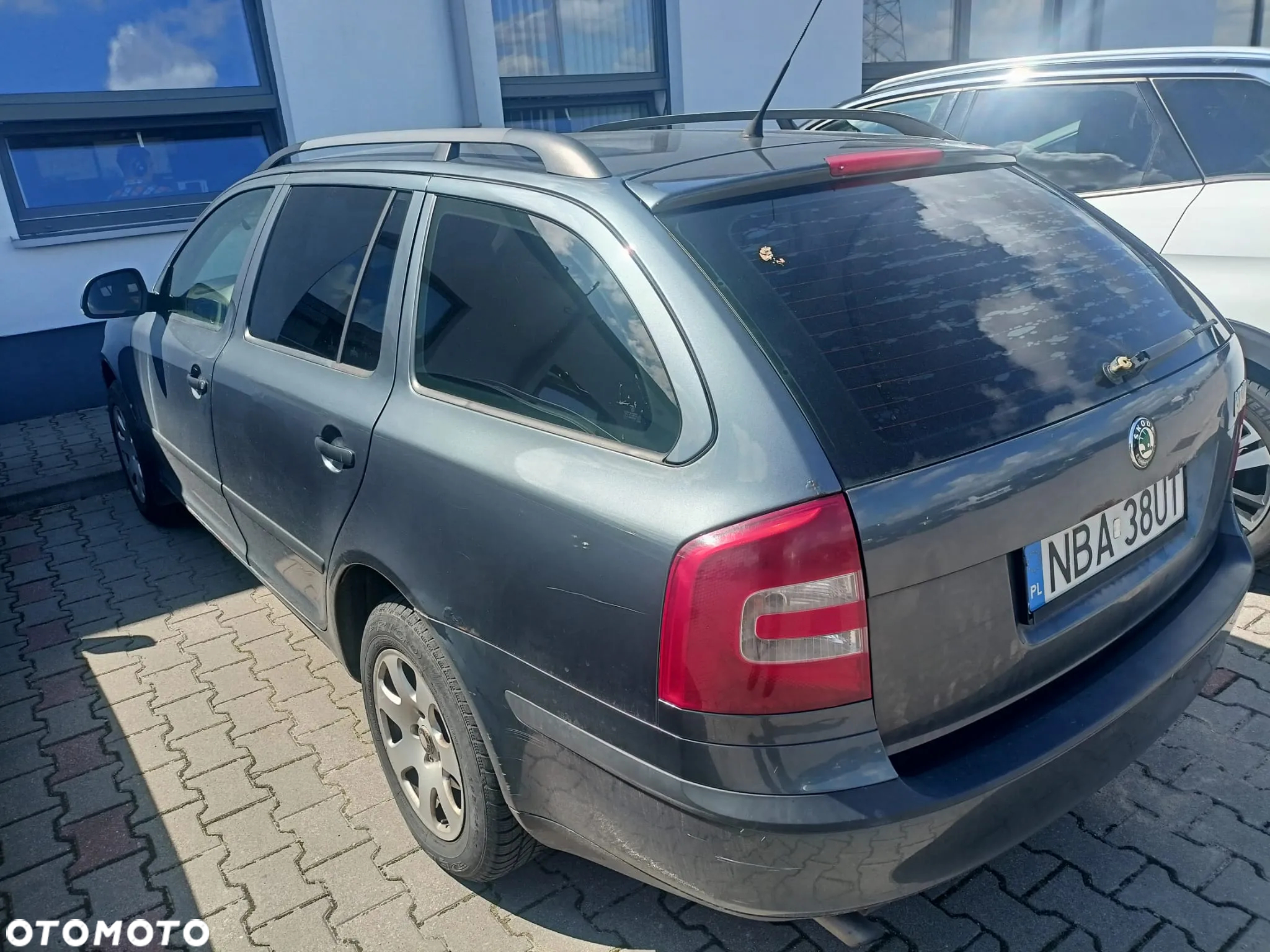 Skoda Octavia 1.6 Tour - 2