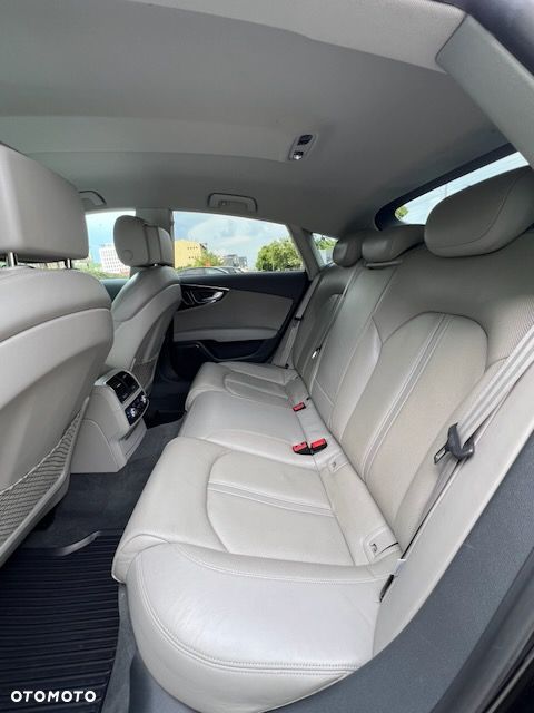 Audi A7 Sportback - 13
