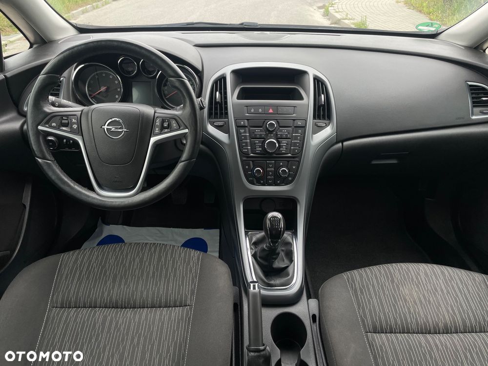 Opel Astra 1.4 Turbo Innovation - 10
