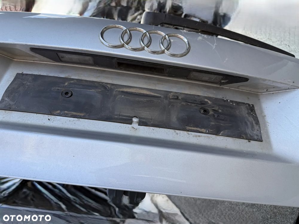 Klapa bagażnika Audi A3 8P lift kolor LX7W OE - 4