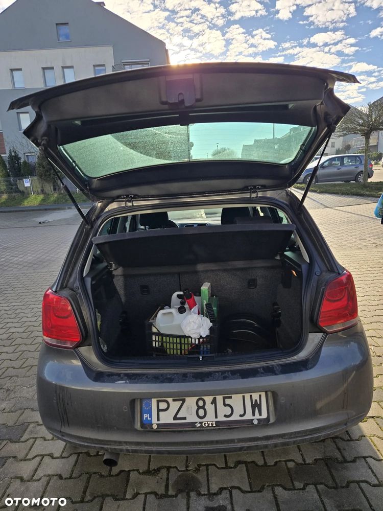 Volkswagen Polo 1.6 TDI DSG Life - 8