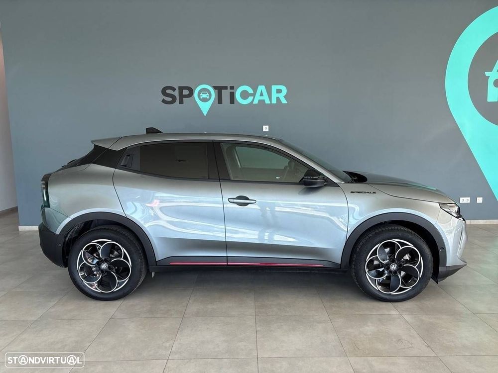 Alfa Romeo Junior Elletrica 50 kWh - 4