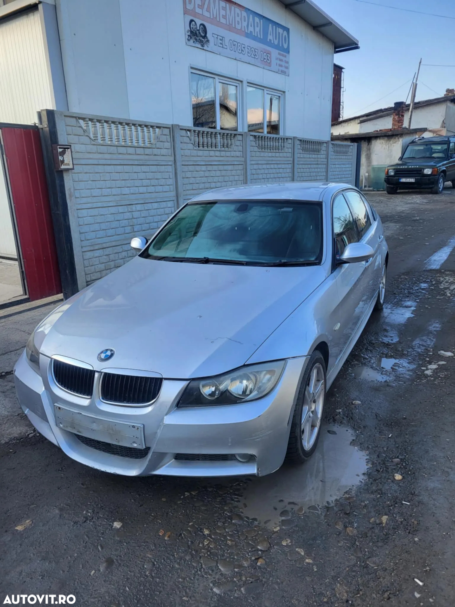 Dezmembram BMW E90 2.0 D M47 163 CP an 2006 - 2